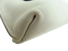 画像をギャラリービューアに読み込む, BURBERRY LONDON バーバリー ロンドン クラッチバッグ 2018年モデル ベージュ/黒