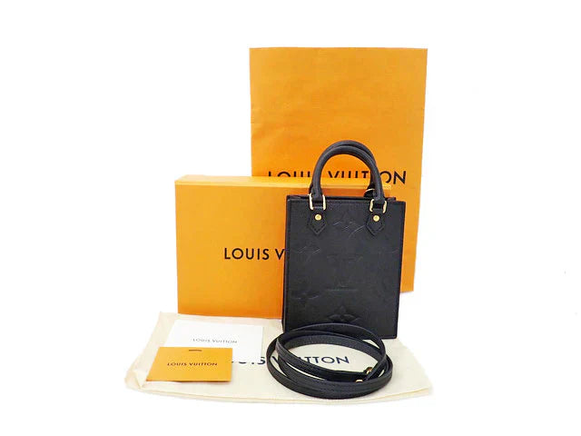 LOUIS VUITTON ルイヴィトン Monogram embossed Taurillon モノグラム･エンボス トリヨン Petit Sac Plat プティット･サックプラ M81417 中古Aランク 入荷