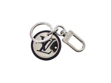 画像をギャラリービューアに読み込む, LOUIS VUITTON ルイヴィトン Epi エピ LV Cut Circle Key Holder キーホルダー・LV サークル M62756
