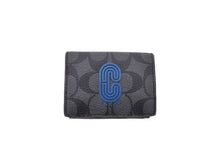 画像をギャラリービューアに読み込む, COACH コーチ Signature シグネチャー Color Block カラー ブロック C Patch Cパッチ Box Shaped Coin Purse ボックス型コインケース Whook Compact Wallet Wホック コンパクトウォレット 三つ折り財布 2818
