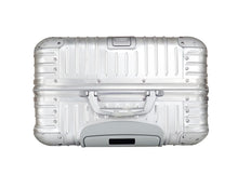 画像をギャラリービューアに読み込む, - RIMOWA リモワ TOPAZ トパーズ スーツケース 68L 4輪 924.63.00.4 シルバー
