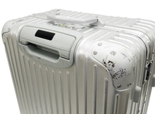画像をギャラリービューアに読み込む, - RIMOWA リモワ TOPAZ トパーズ スーツケース 68L 4輪 924.63.00.4 シルバー

