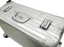 画像をギャラリービューアに読み込む, - RIMOWA リモワ TOPAZ トパーズ スーツケース 68L 4輪 924.63.00.4 シルバー

