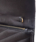 画像をギャラリービューアに読み込む, - YSL SAINT LAURENT サンローラン Cassandra Envelope Chain Wallet in Grain De Poudre Leather カサンドラ エンベロープ チェーンウォレット（グレイン・ド・プードルレザー） 742920BOW011000
