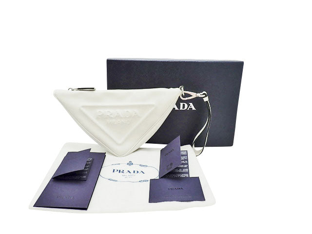 R2484 未使用 プラダ トライアングル ロゴエンボス クラッチバッグ ポーチ PRADA プラダ Triangle Leather トライアングル レザー Porch Clutch