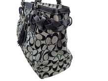 画像をギャラリービューアに読み込む, COACH コーチ Hampton Signature Tassel Carryall ハンプトン シグネチャー タッセル キャリーオール Tote Bag トートバッグ F13068
