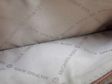 画像をギャラリービューアに読み込む, MICHAEL KORS マイケルコース MK Signature MKシグネチャー Jet Set Travel Continental Wallet Large ジェット セット トラベル コンチネンタルウォレット ラージ OUTLET アウトレット 35F8GTVT3B
