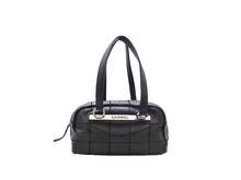画像をギャラリービューアに読み込む, - CHANEL シャネル Chocolate Bar チョコバー Boston Toto Bag ボストン トートバッグ A26135
