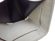画像をギャラリービューアに読み込む, YSL SAINT LAURENT サンローラン CASSANDRE MATELASSE ORIGAMI TINY WALLET IN GRAIN DE POUDRE EMBOSSED LEATHER カサンドラ マトラッセ モノグラム オリガミ タイニーウォレット キルティング グレインレザー Tri-Fold Compact Wallet 三つ折り コンパクトウォレット 668274BOWA19207
