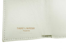 画像をギャラリービューアに読み込む, YSL SAINT LAURENT サンローラン CASSANDRE MATELASSE ORIGAMI TINY WALLET IN GRAIN DE POUDRE EMBOSSED LEATHER カサンドラ マトラッセ モノグラム オリガミ タイニーウォレット キルティング グレインレザー Tri-Fold Compact Wallet 三つ折り コンパクトウォレット 668274BOWA19207
