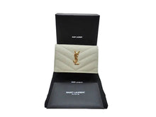 画像をギャラリービューアに読み込む, YSL SAINT LAURENT サンローラン CASSANDRE MATELASSE ORIGAMI TINY WALLET IN GRAIN DE POUDRE EMBOSSED LEATHER カサンドラ マトラッセ モノグラム オリガミ タイニーウォレット キルティング グレインレザー Tri-Fold Compact Wallet 三つ折り コンパクトウォレット 668274BOWA19207
