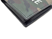 画像をギャラリービューアに読み込む, CELINE セリーヌ Camouflage カモフラージュ Bi-Fold Wallet with Coin 二つ折り財布 10C872DEN.15KH
