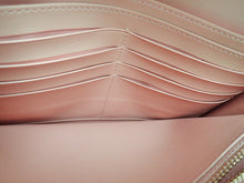 画像をギャラリービューアに読み込む, COACH コーチ Tammy Clutch Crossbody Signature Canvas タミー クラッチ クロスボディ シグネチャー キャンバス  Chain Wallet Shoulder Bag 2WAY チェーンウォレット ショルダーバッグ OUTLET アウトレット C7301
