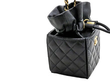 画像をギャラリービューアに読み込む, CHANEL シャネル シャネル Matlasse マトラッセ  Drawstring mini Shoulder Bag ミニ巾着チェーン ショルダーバッグ
