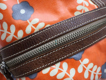 画像をギャラリービューアに読み込む, Orla Kiely オーラカイリー Retro Flower Pattern レトロ 花柄 Boston Bag ボストンバッグ
