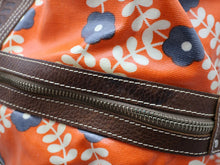 画像をギャラリービューアに読み込む, Orla Kiely オーラカイリー Retro Flower Pattern レトロ 花柄 Boston Bag ボストンバッグ
