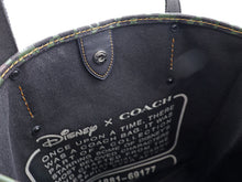 画像をギャラリービューアに読み込む, Disney x COACH ディズニー x コーチ Dalmatian Tote Bag ダルメシアン トートバッグ 2019 Spring collection 2019年春コレクション Disney collaboration 101 Dalmatians ディズニーコラボレーション 101匹わんちゃん 69177
